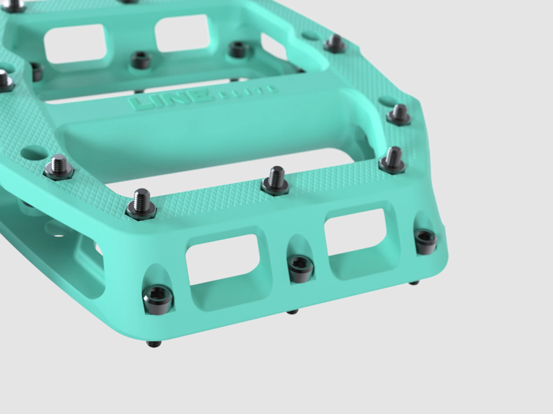 Trek Line Elite Flat Pedal Set in Miami Green-1